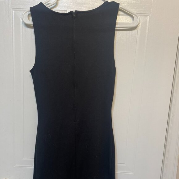 Black and white Business Casual dress small, guess - Picture 3 of 4